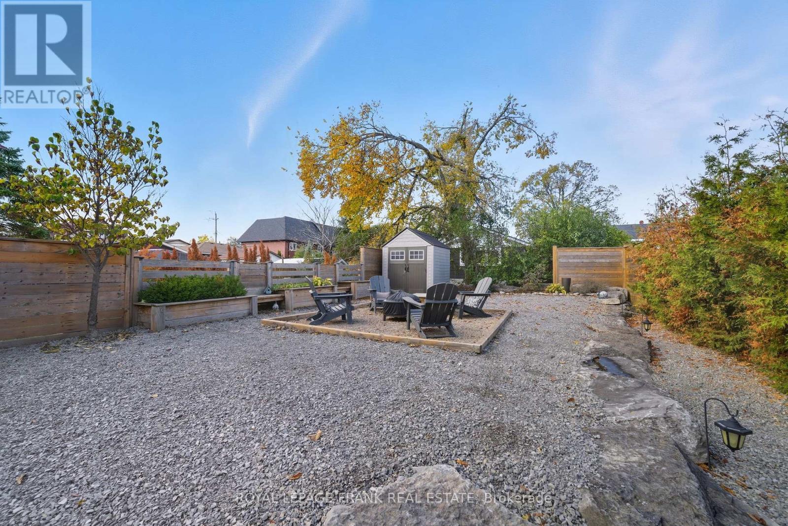 












62 HELEN STREET

,
Kawartha Lakes (Bobcaygeon),




Ontario
K0M1A0

