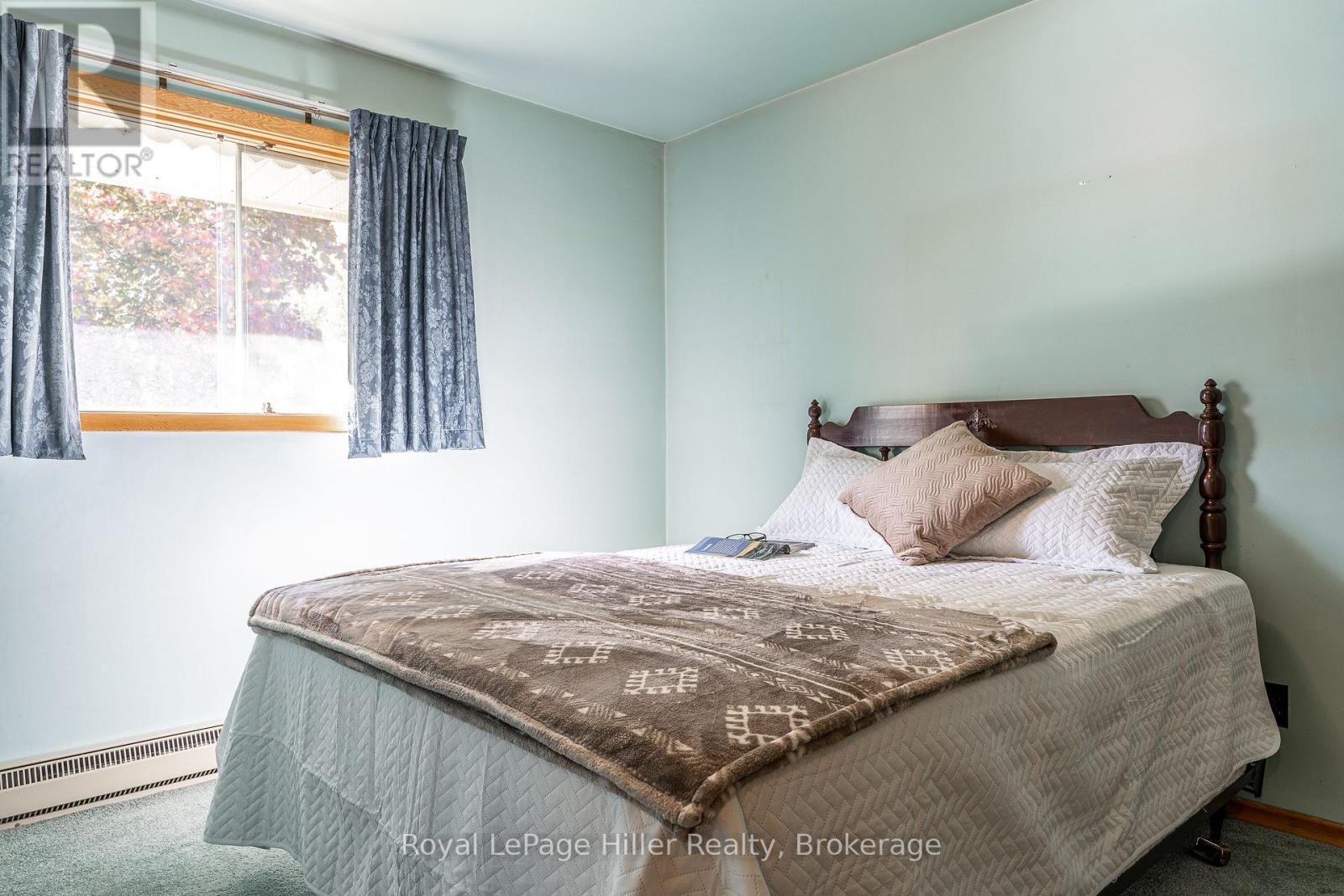 












213 HOME STREET

,
Stratford,




Ontario
N5A2A4

