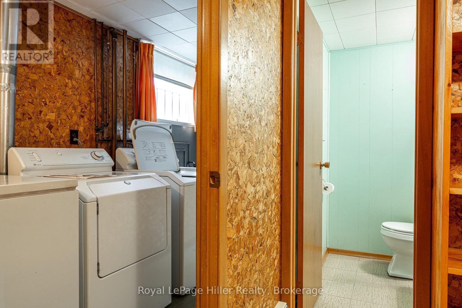 












213 HOME STREET

,
Stratford,




Ontario
N5A2A4

