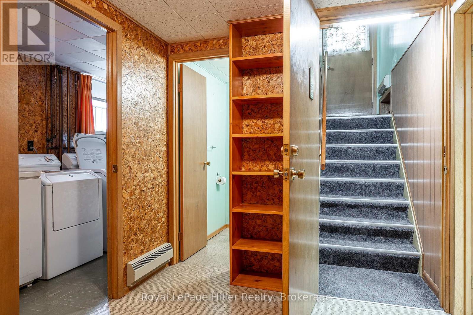 












213 HOME STREET

,
Stratford,




Ontario
N5A2A4

