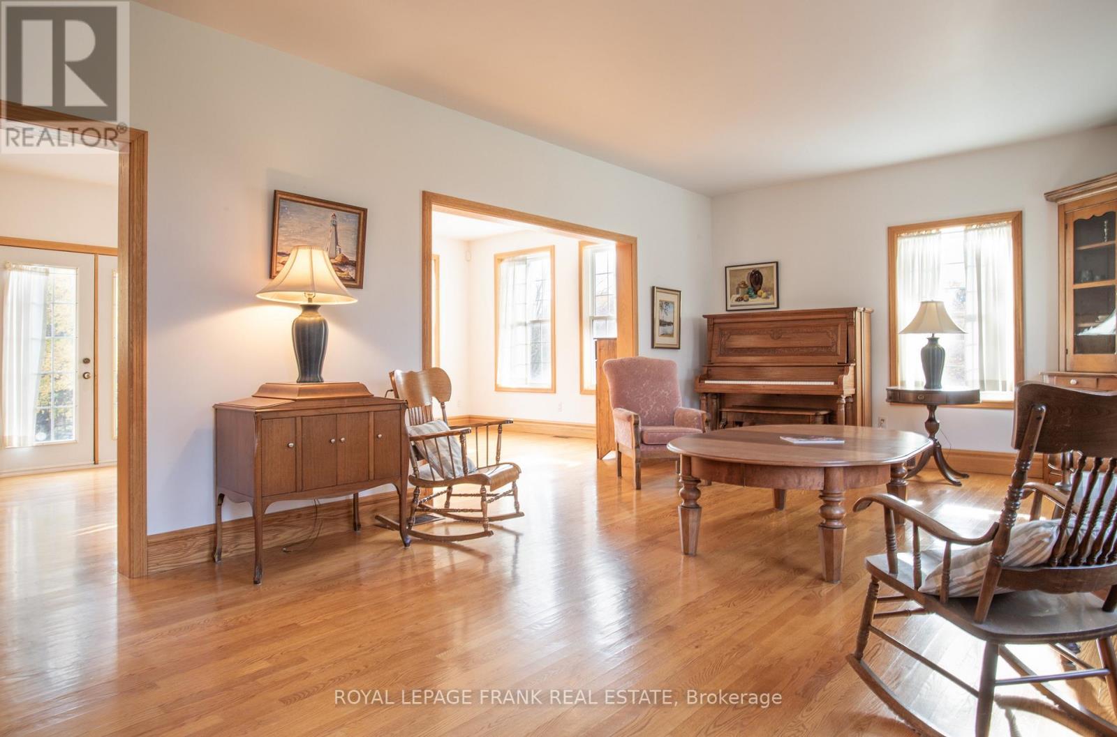 












556 HWY 7A HIGHWAY

,
Kawartha Lakes (Manvers),







Ontario
L0A1A0

