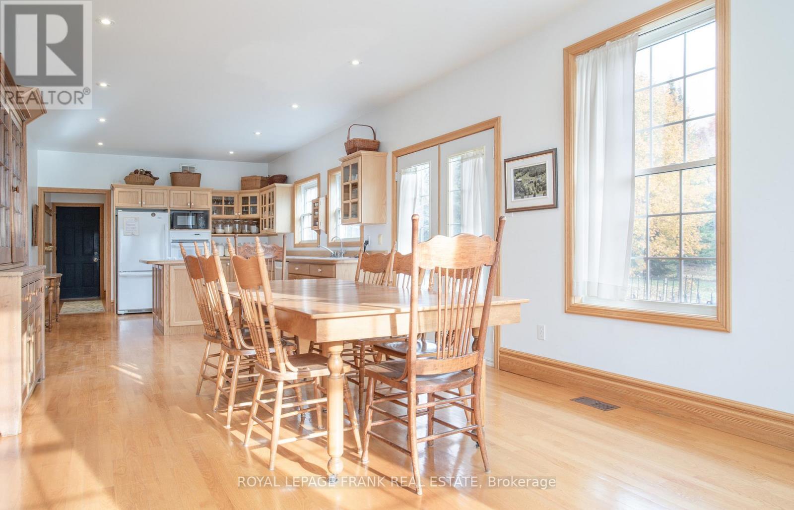 












556 HWY 7A HIGHWAY

,
Kawartha Lakes (Manvers),







Ontario
L0A1A0

