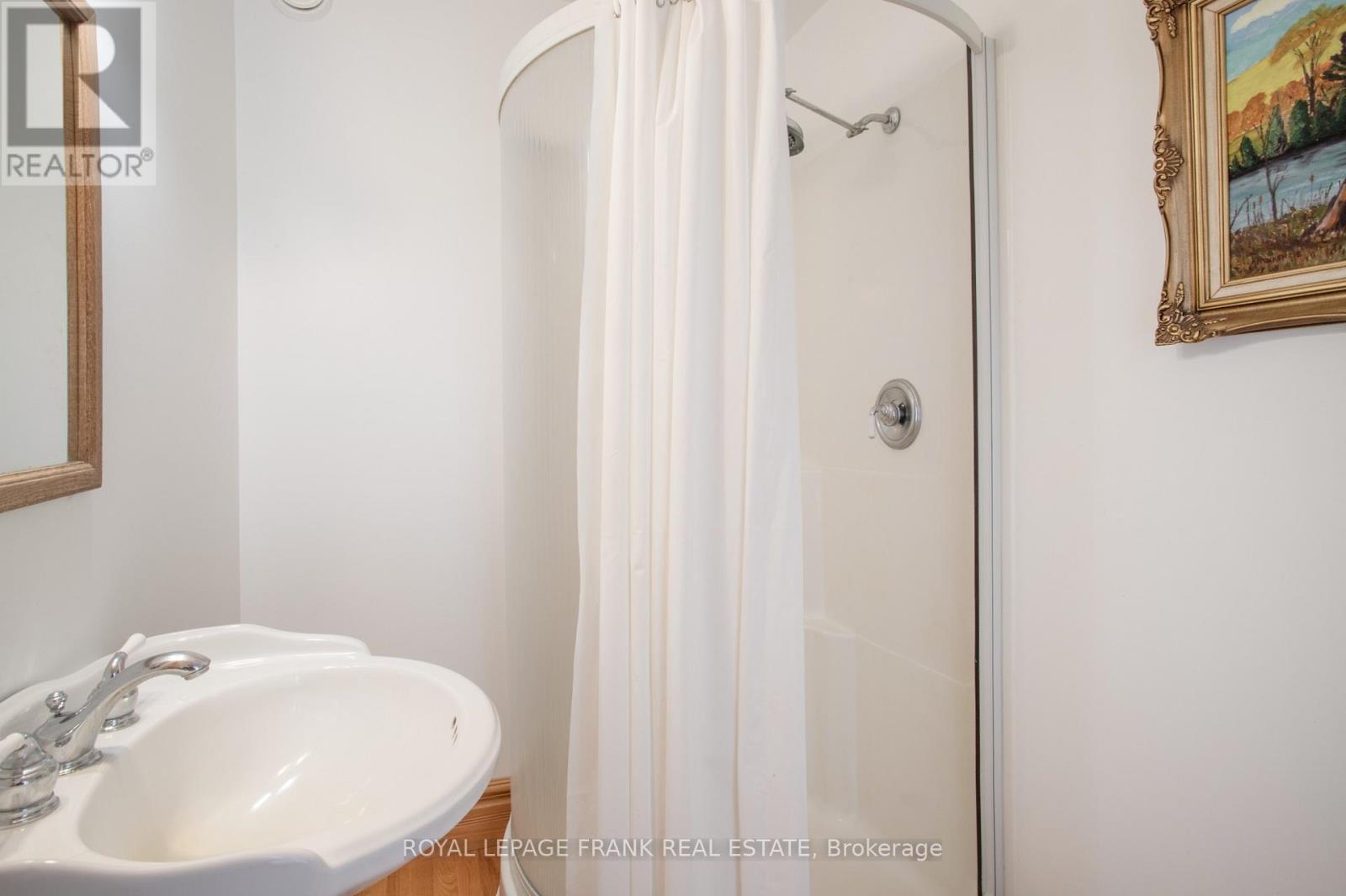 












556 HWY 7A HIGHWAY

,
Kawartha Lakes (Manvers),







Ontario
L0A1A0

