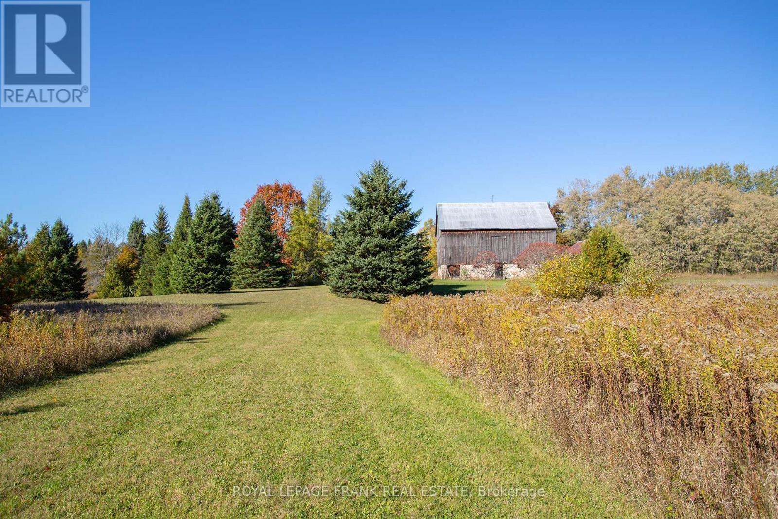 












556 HWY 7A HIGHWAY

,
Kawartha Lakes (Manvers),







Ontario
L0A1A0

