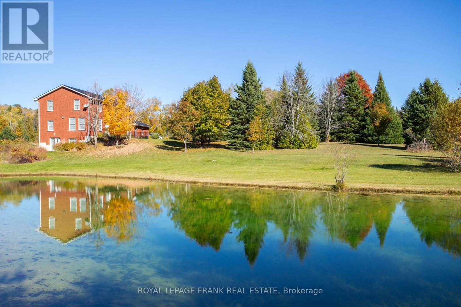 












556 HWY 7A HIGHWAY

,
Kawartha Lakes (Manvers),







Ontario
L0A1A0

