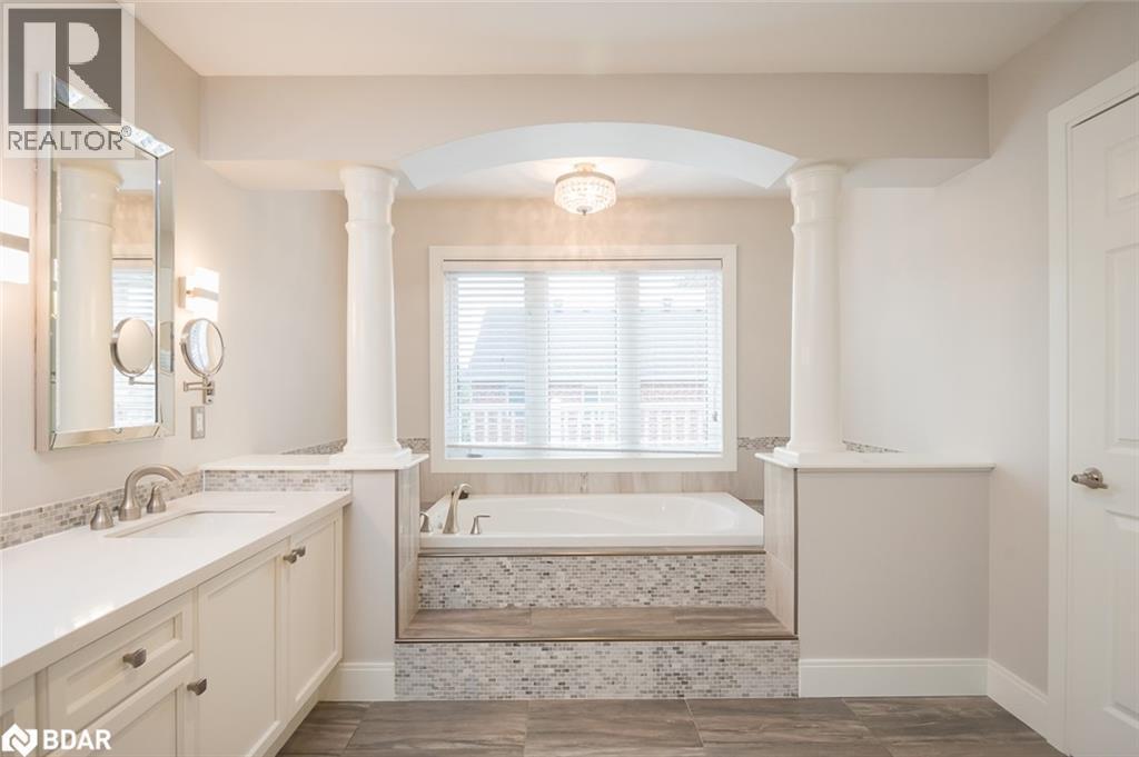 












720 LINGEN Crescent

,
Milton,




Ontario
L9T0E5

