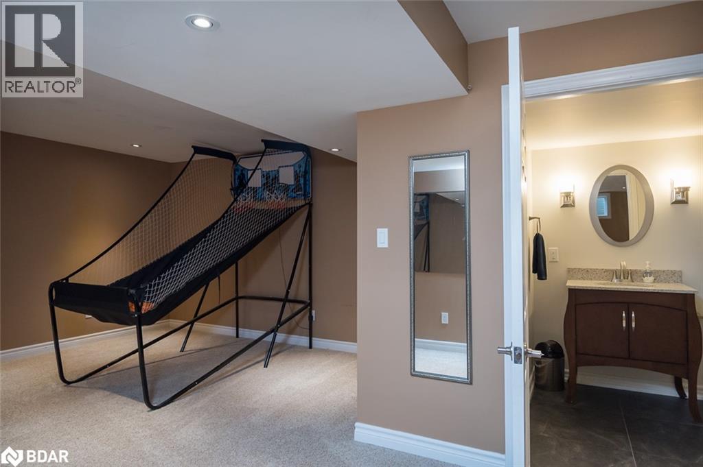 












720 LINGEN Crescent

,
Milton,




Ontario
L9T0E5

