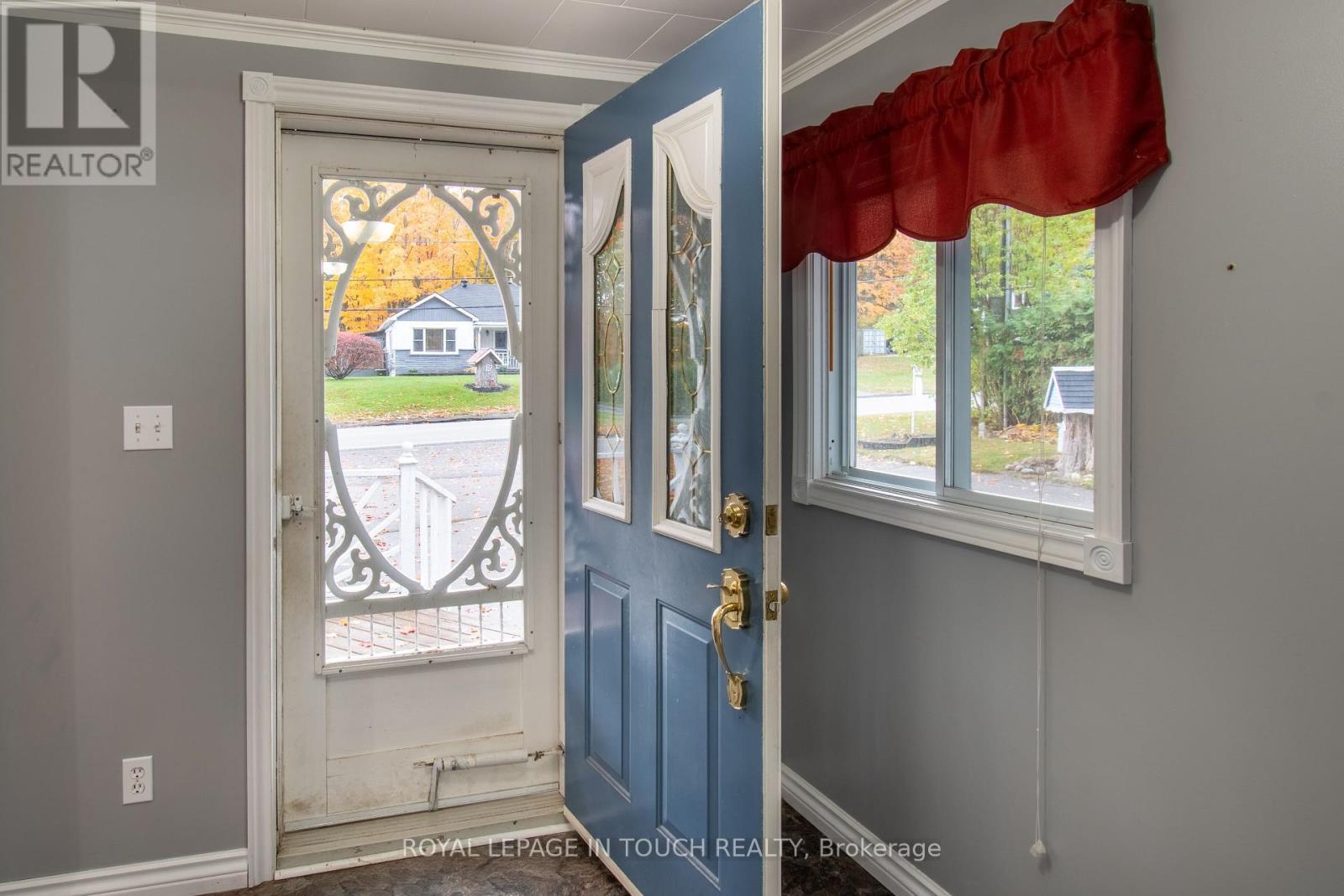 












748 OVERHEAD BRIDGE ROAD

,
Tiny,




Ontario
L9M0V6

