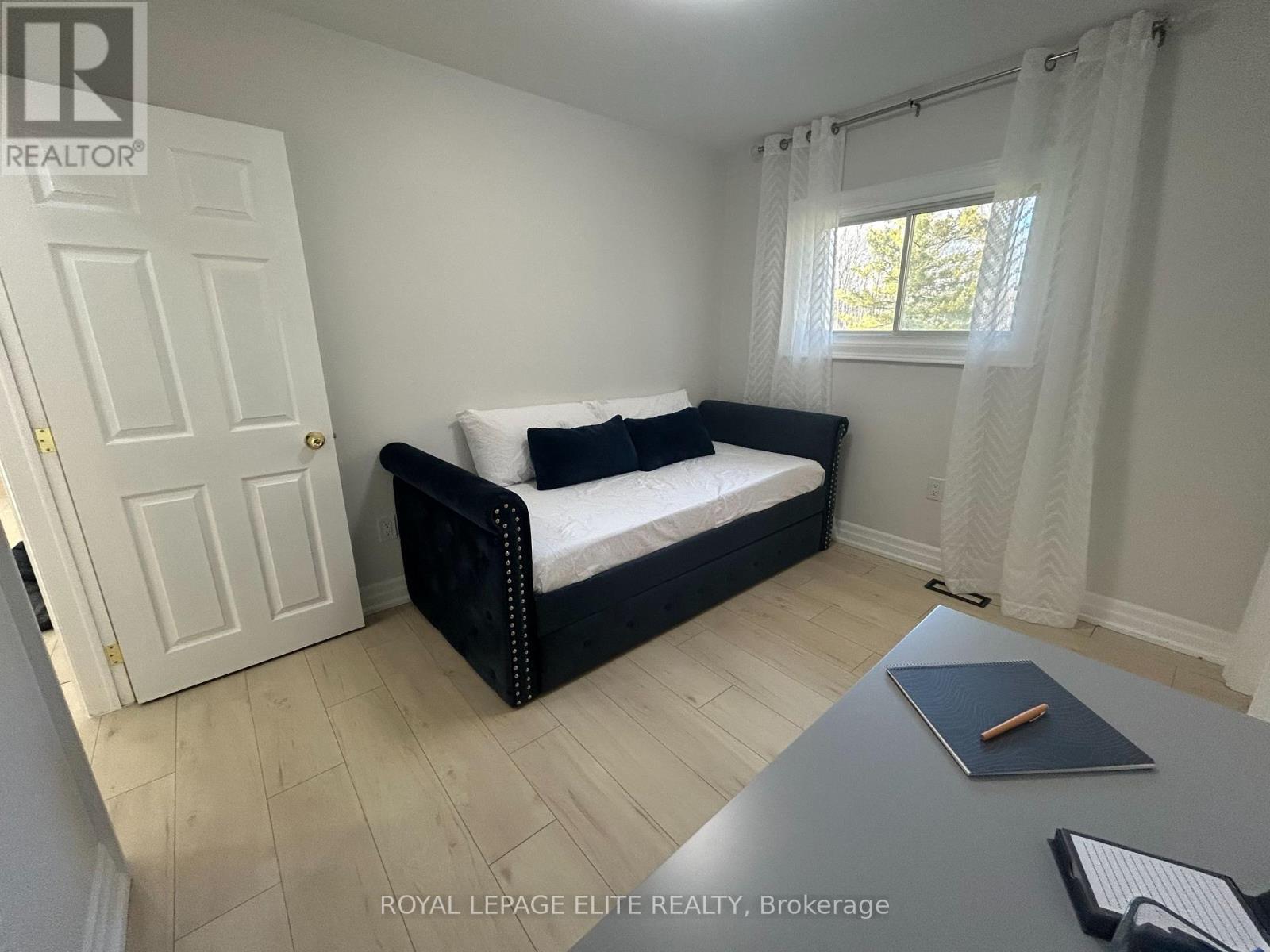 












8737 LINCOLN STREET

,
Niagara Falls,




Ontario
L3B5N7

