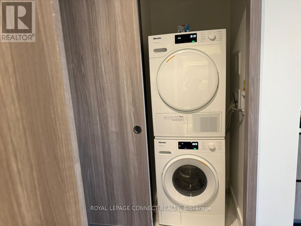 












1510 - 25 MCMAHON DRIVE

,
Toronto,




Ontario
M2K0J1

