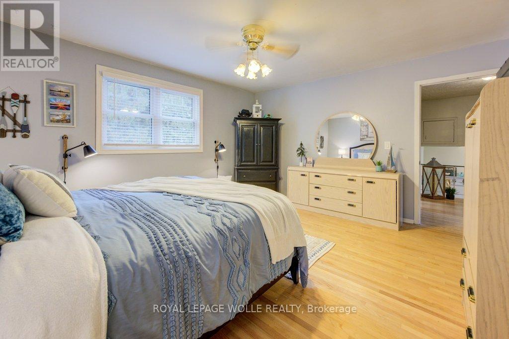 












4 MCDONALD STREET W

,
North Perth,




Ontario
N4W1K4

