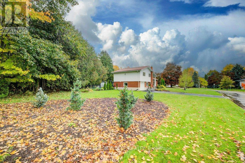 












4 MCDONALD STREET W

,
North Perth,




Ontario
N4W1K4

