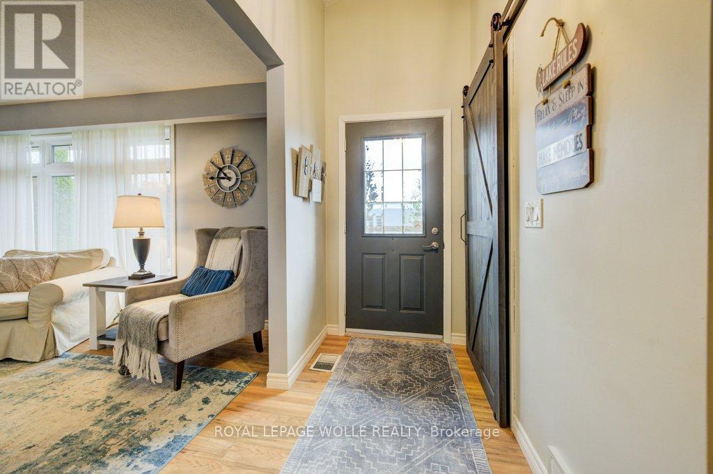 












4 MCDONALD STREET W

,
North Perth,




Ontario
N4W1K4

