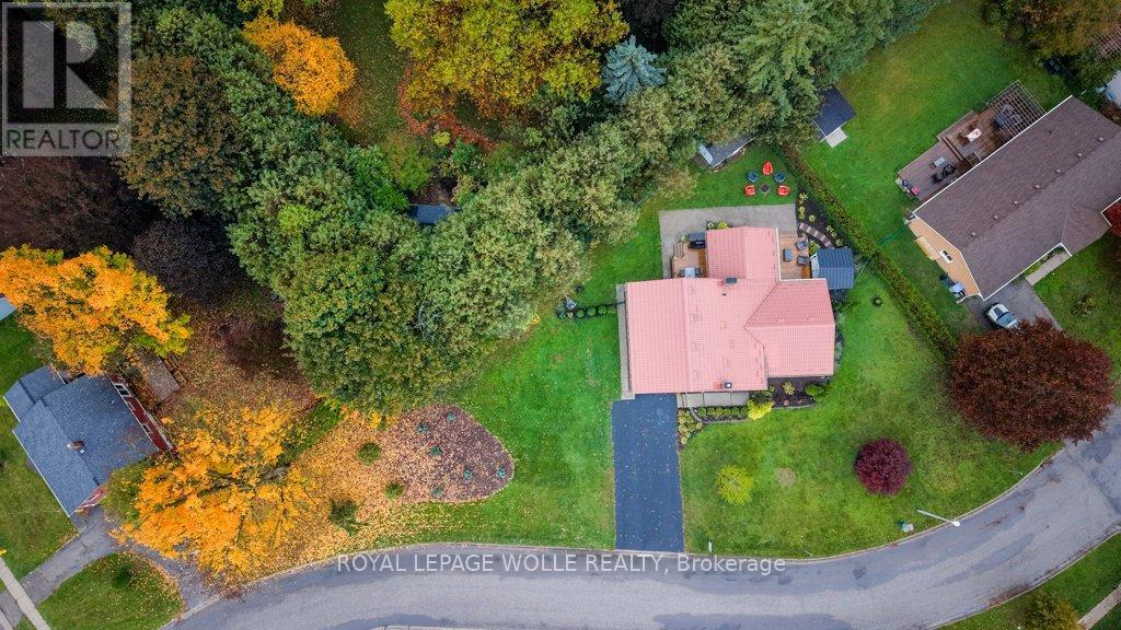 












4 MCDONALD STREET W

,
North Perth,




Ontario
N4W1K4

