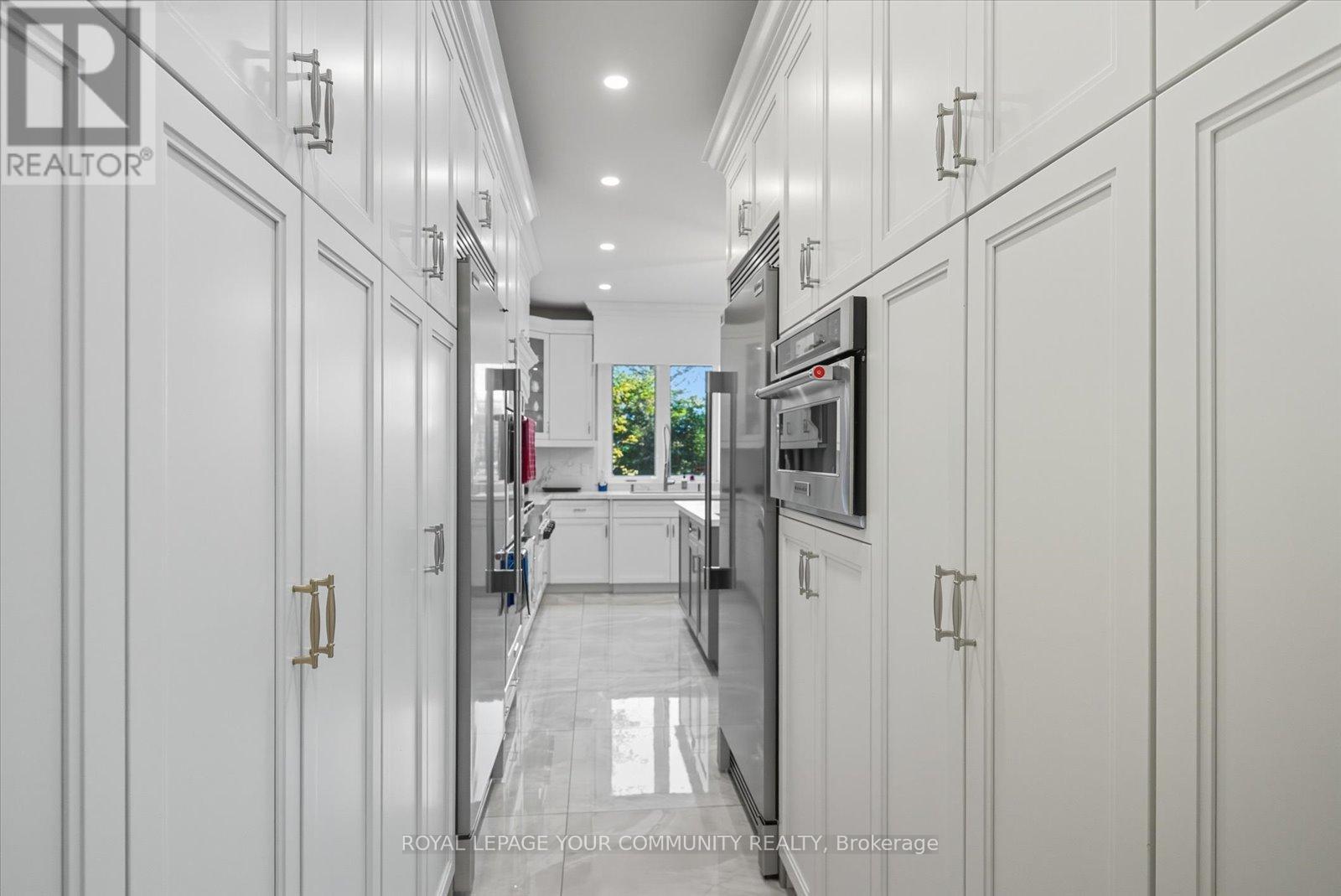 












47 HALL STREET

,
Richmond Hill,




Ontario
L4C4N7

