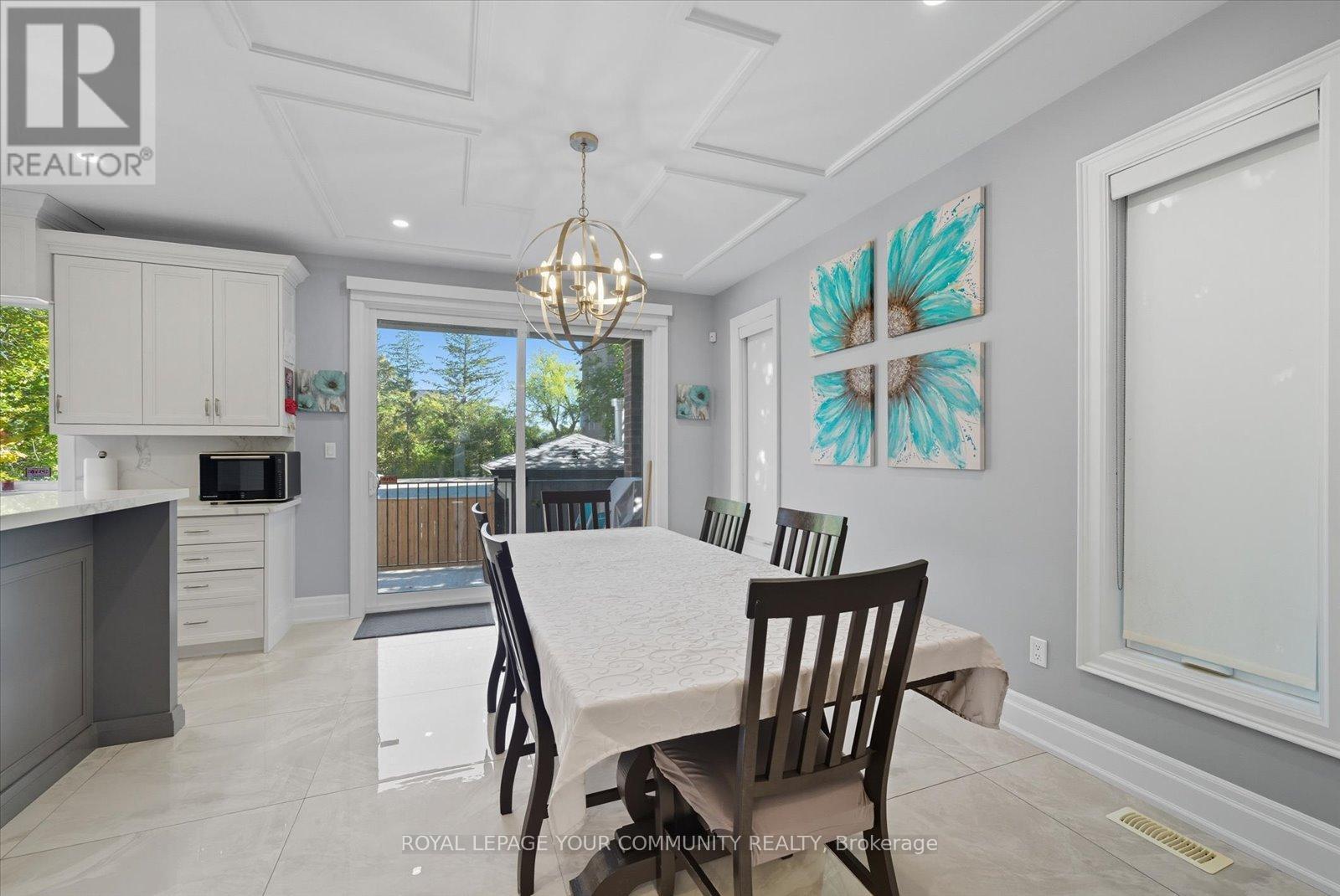 












47 HALL STREET

,
Richmond Hill,




Ontario
L4C4N7

