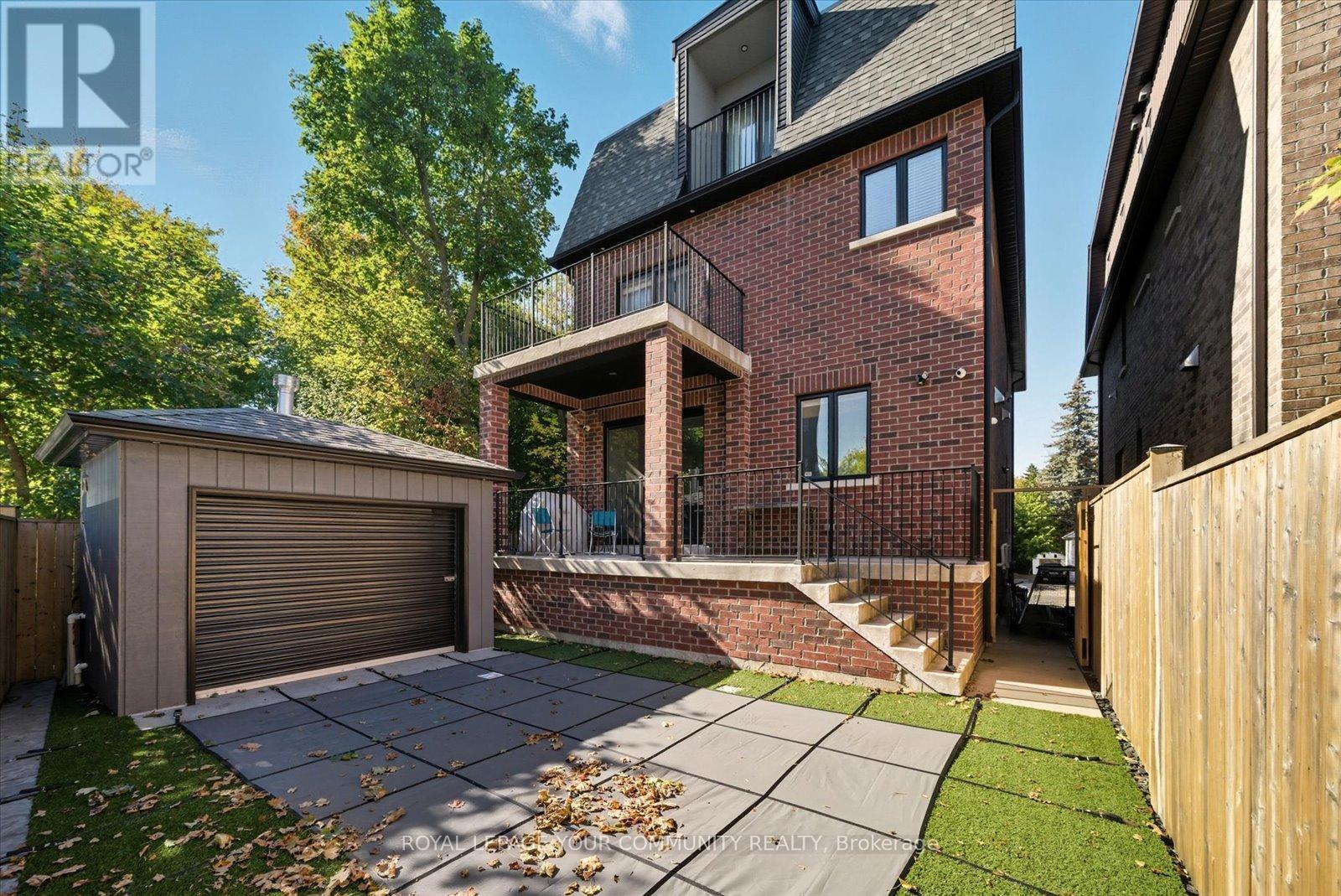 












47 HALL STREET

,
Richmond Hill,




Ontario
L4C4N7

