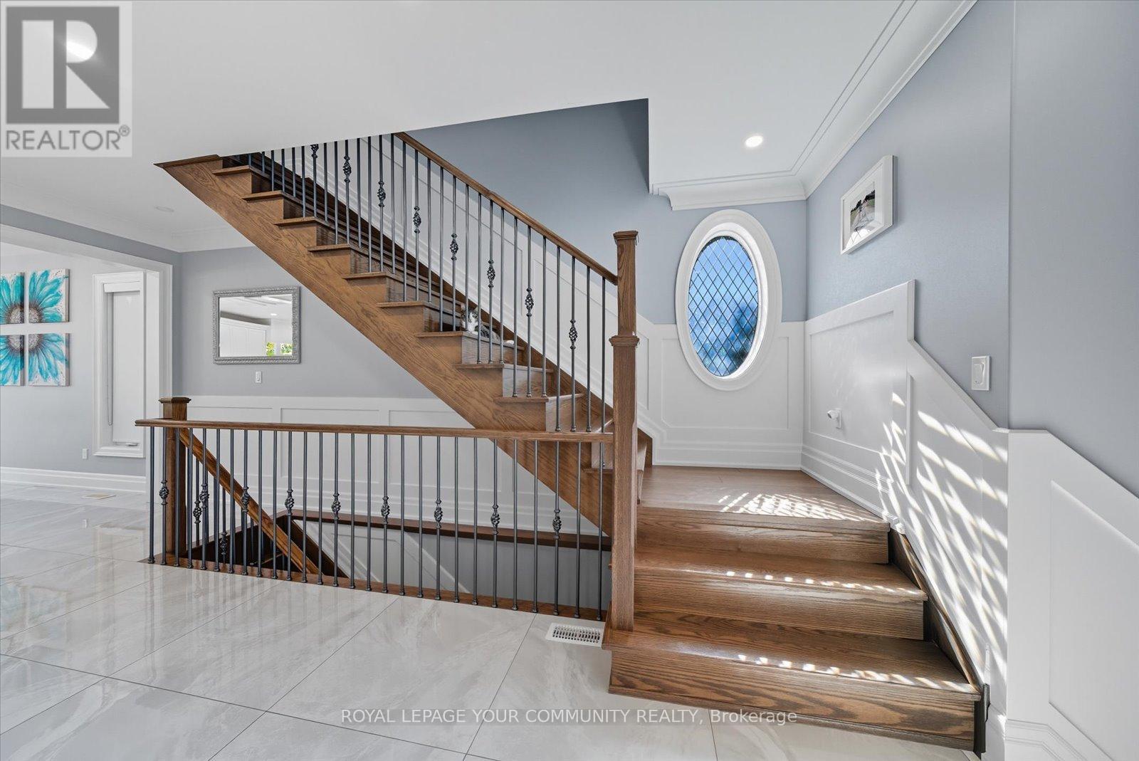 












47 HALL STREET

,
Richmond Hill,




Ontario
L4C4N7

