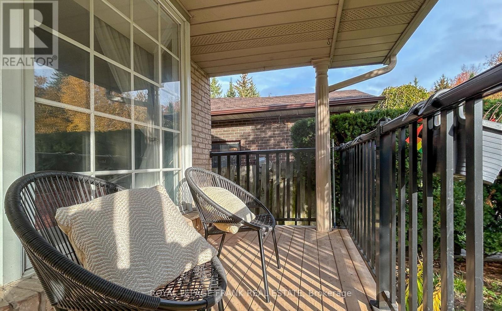 












MAIN - 312 CUMBERLAND COURT

,
Oshawa (Donevan),




Ontario
L1H8E7

