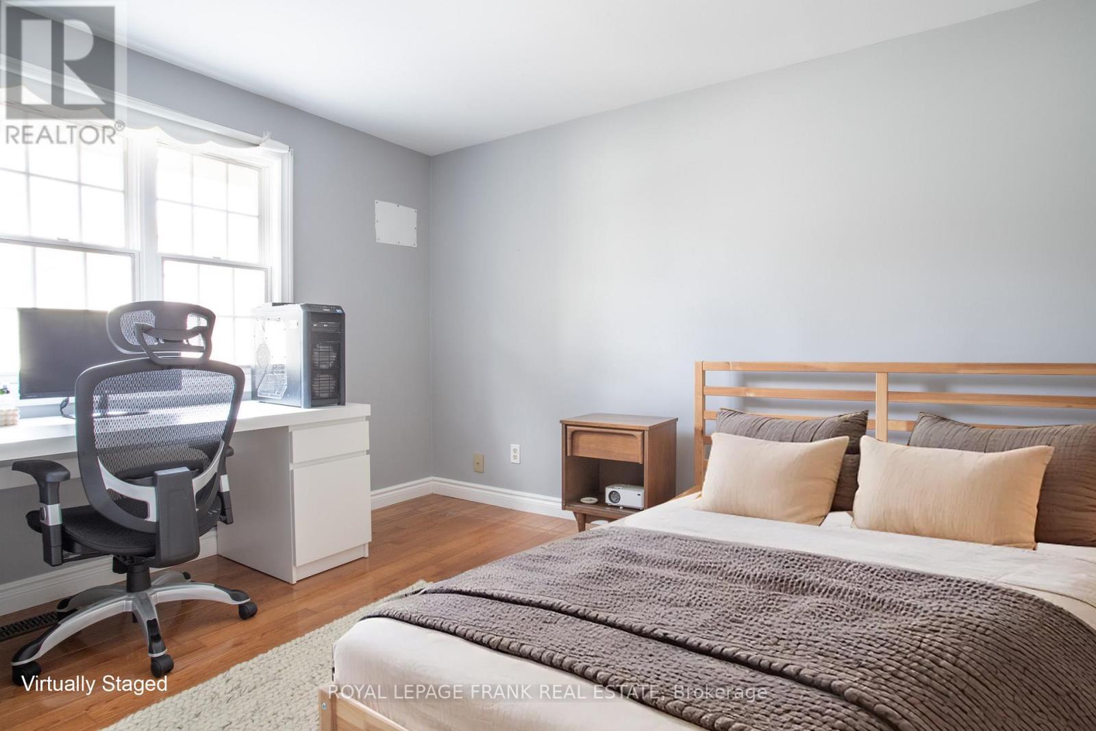 












MAIN - 312 CUMBERLAND COURT

,
Oshawa (Donevan),




Ontario
L1H8E7

