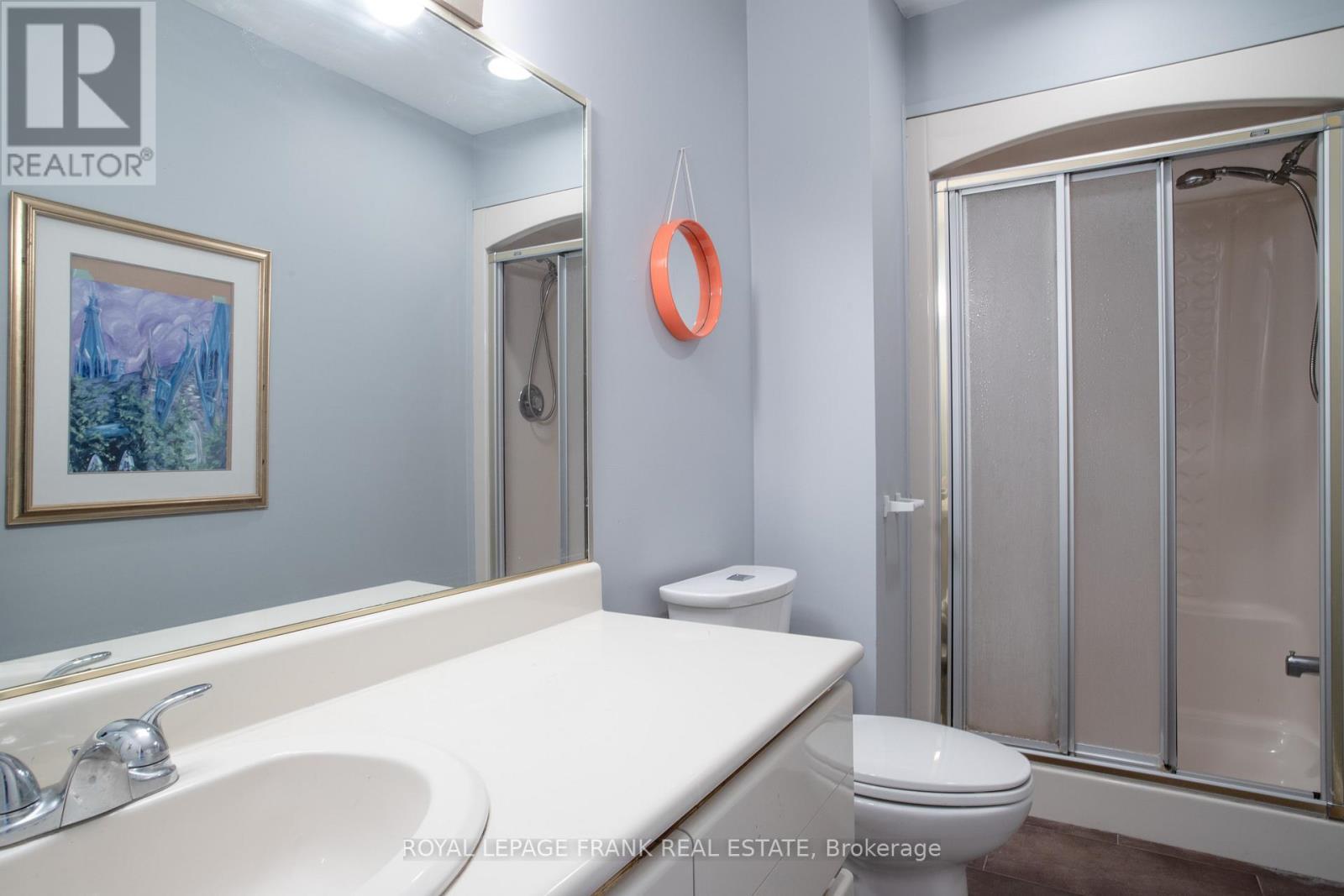 












MAIN - 312 CUMBERLAND COURT

,
Oshawa (Donevan),




Ontario
L1H8E7

