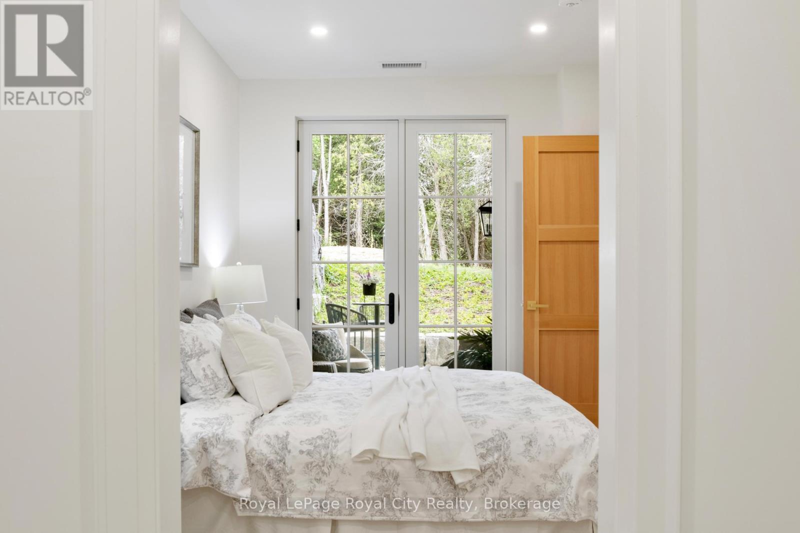 












35 - 6523 WELLINGTON 7 ROAD

,
Centre Wellington (Elora/Salem),




Ontario
N0B1S0

