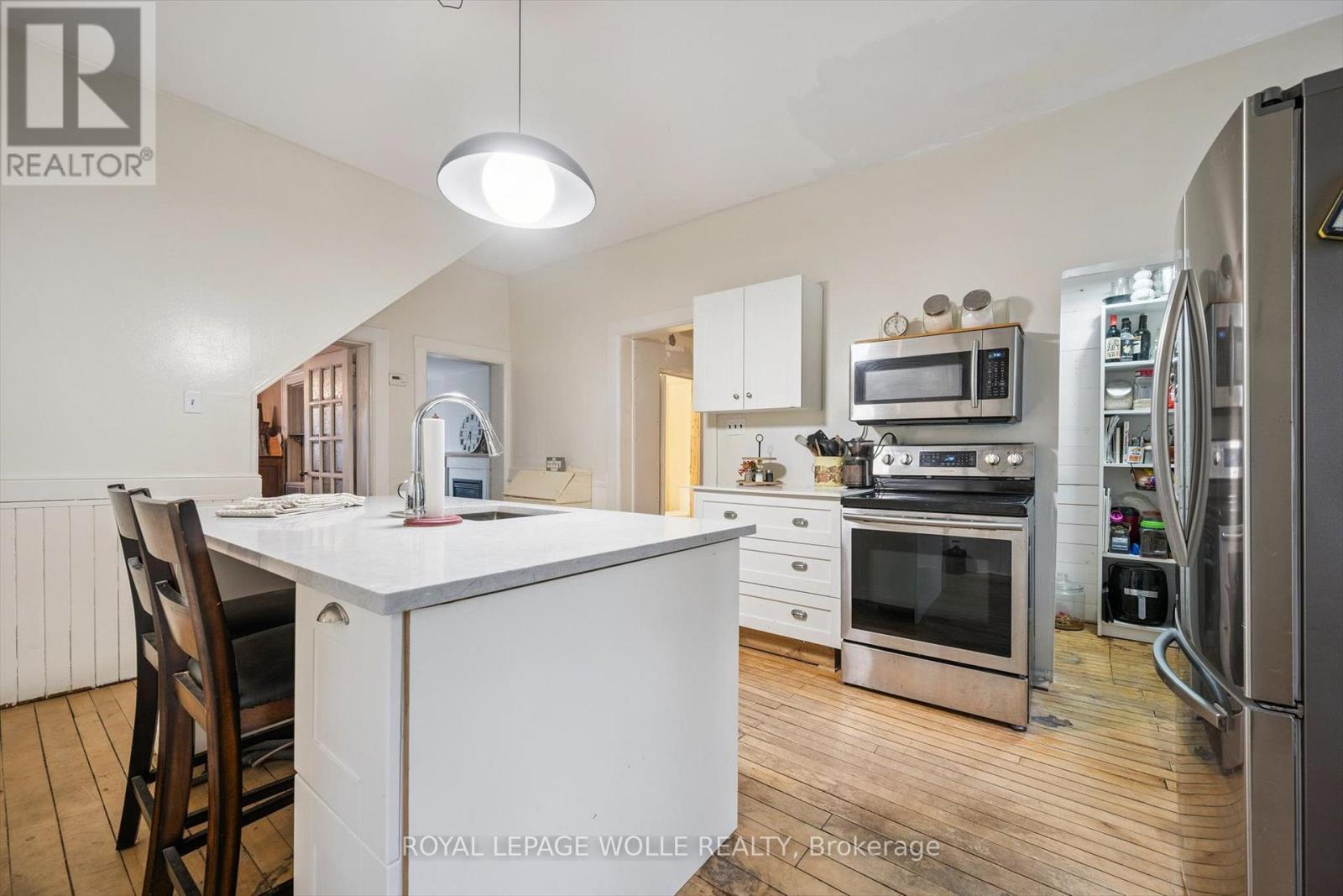 












39 ALBERT STREET W

,
Blandford-Blenheim,




Ontario
N0J1S0

