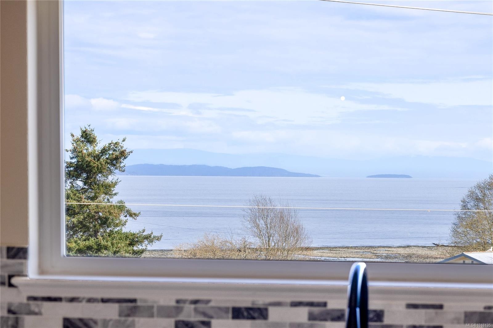 









3021


Raymur

Pl,
Qualicum Beach,




BC
V9K 2N9

