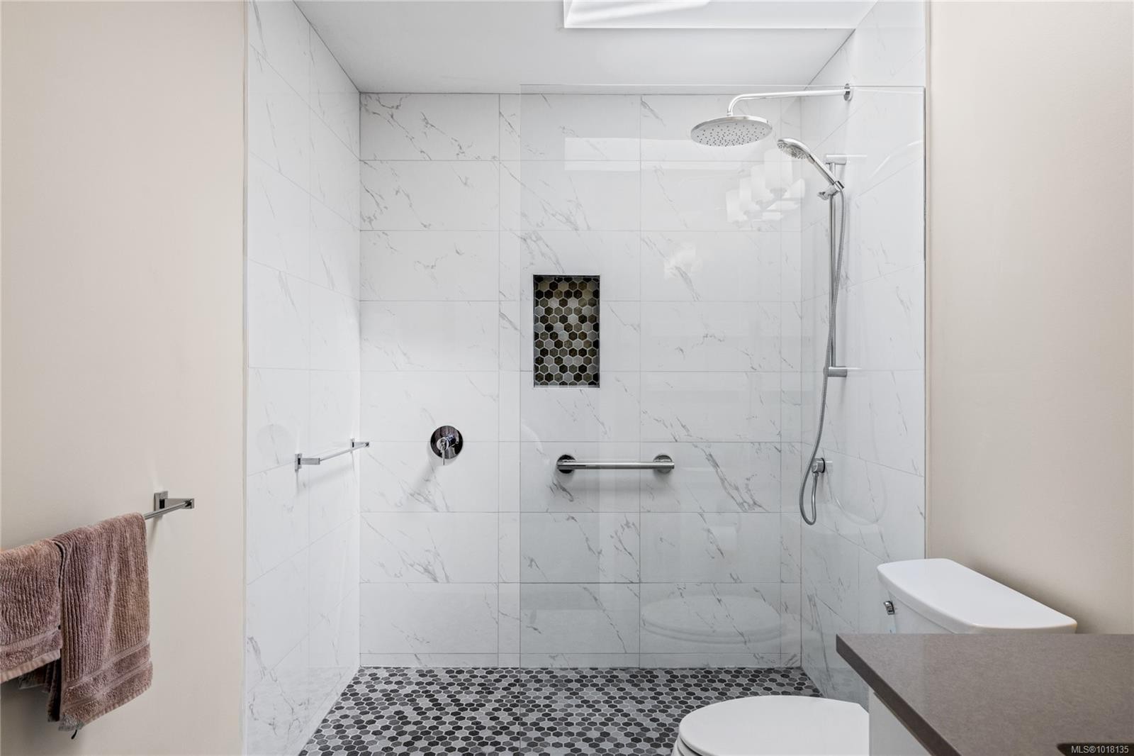 









3021


Raymur

Pl,
Qualicum Beach,




BC
V9K 2N9

