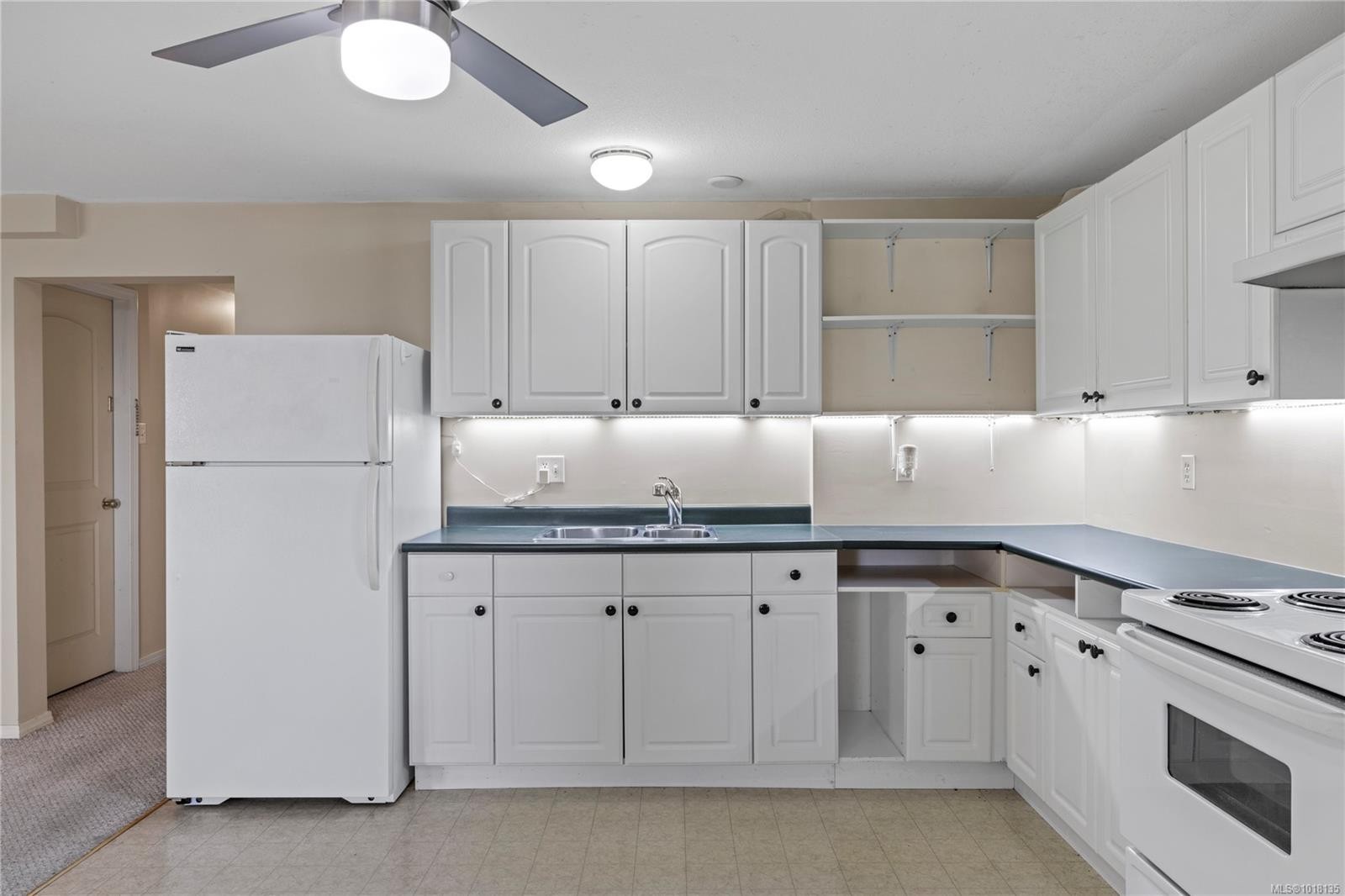 









3021


Raymur

Pl,
Qualicum Beach,




BC
V9K 2N9

