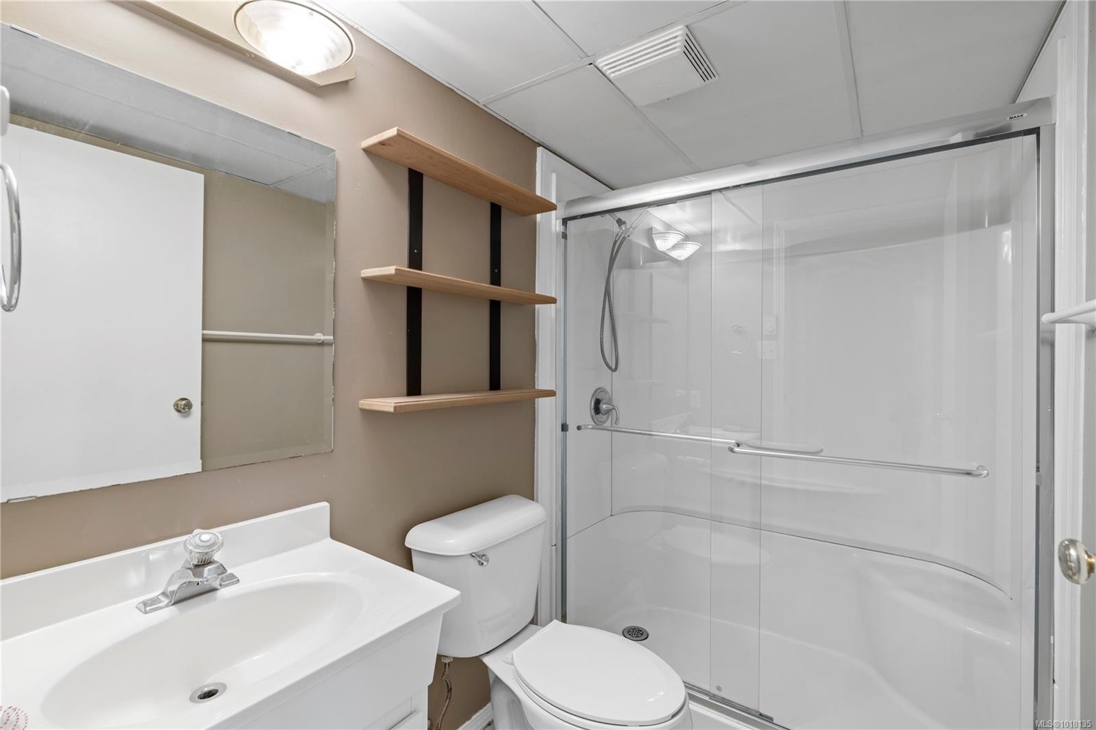 









3021


Raymur

Pl,
Qualicum Beach,




BC
V9K 2N9

