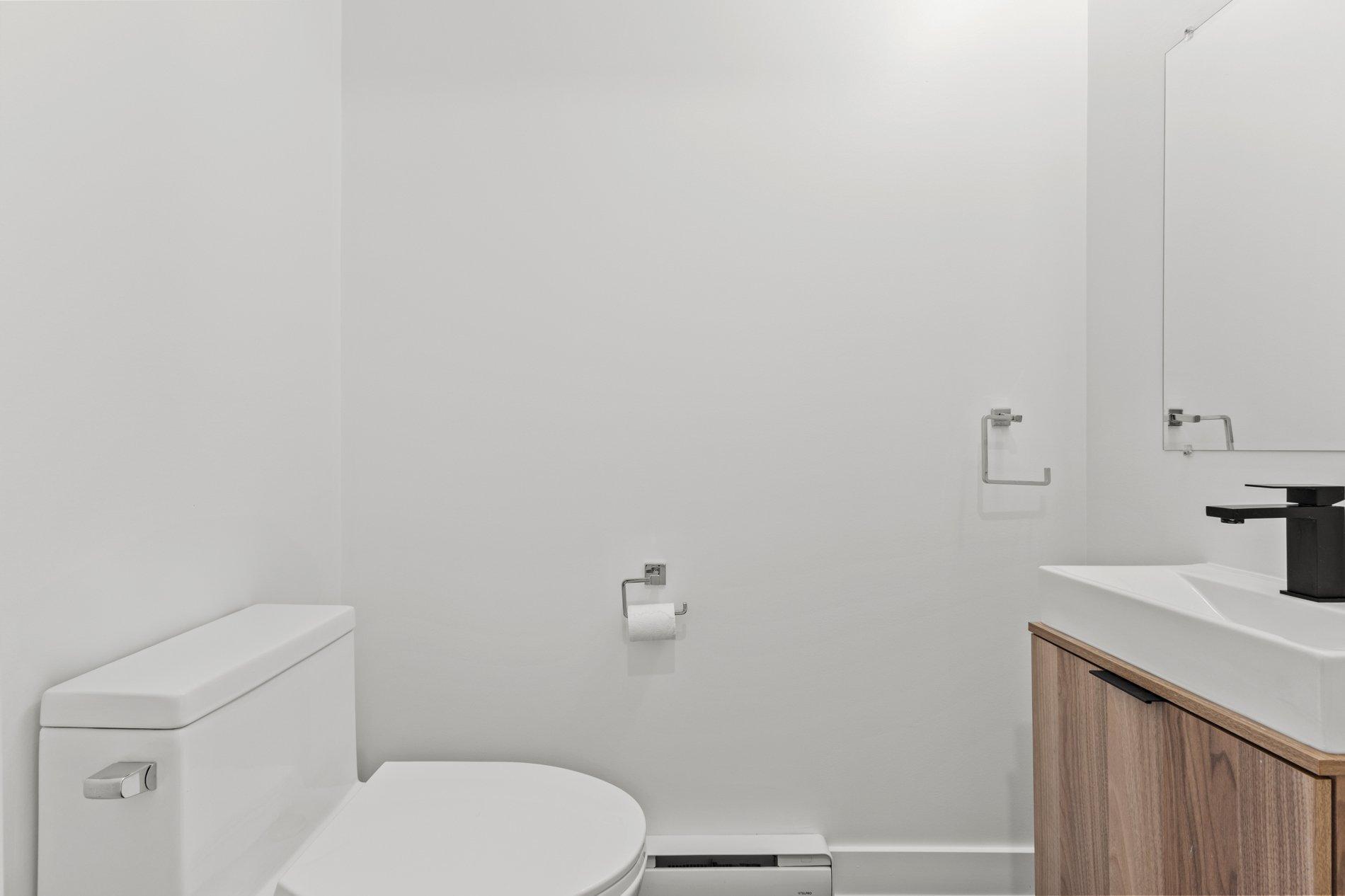 









13750


Rue du Merlot

,
Mirabel,




QC
J7N3P1

