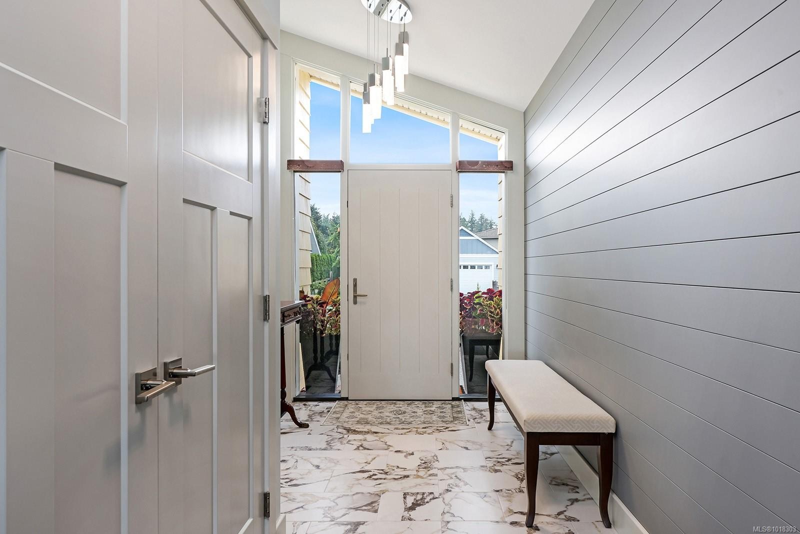 









1755


Admiral Tryon

Blvd,
French Creek,




BC
V9P 2V2

