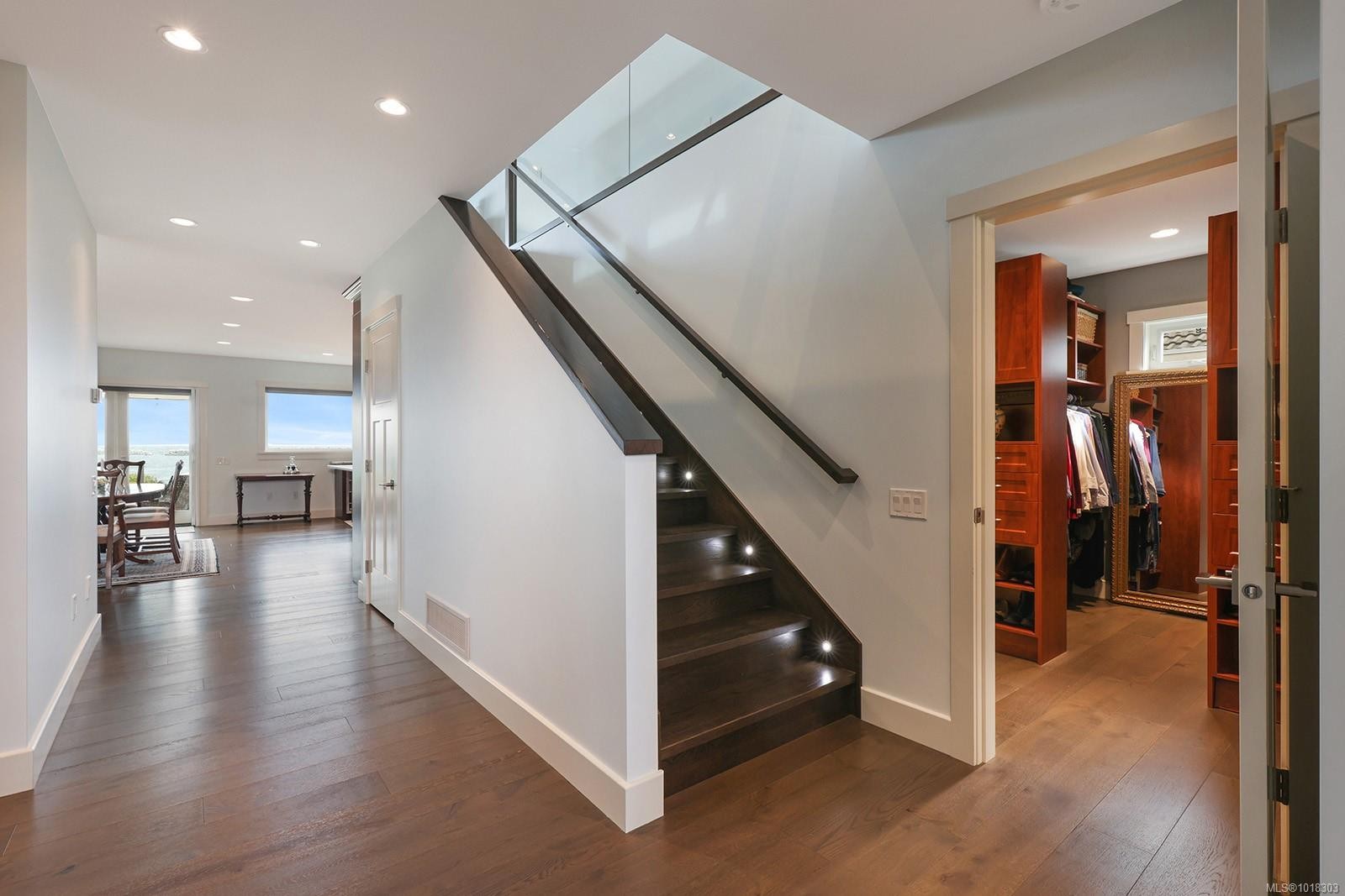 









1755


Admiral Tryon

Blvd,
French Creek,




BC
V9P 2V2

