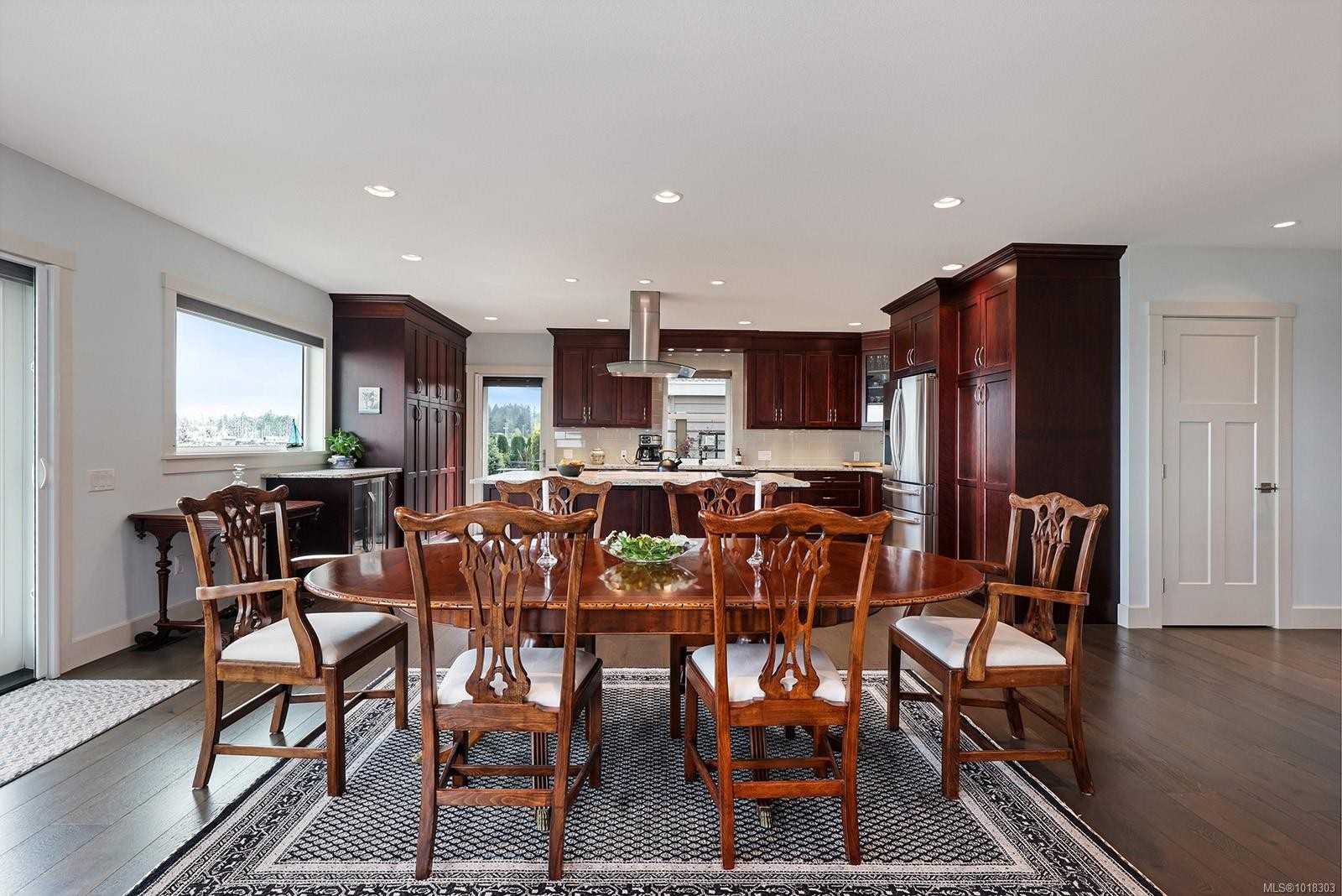 









1755


Admiral Tryon

Blvd,
French Creek,




BC
V9P 2V2

