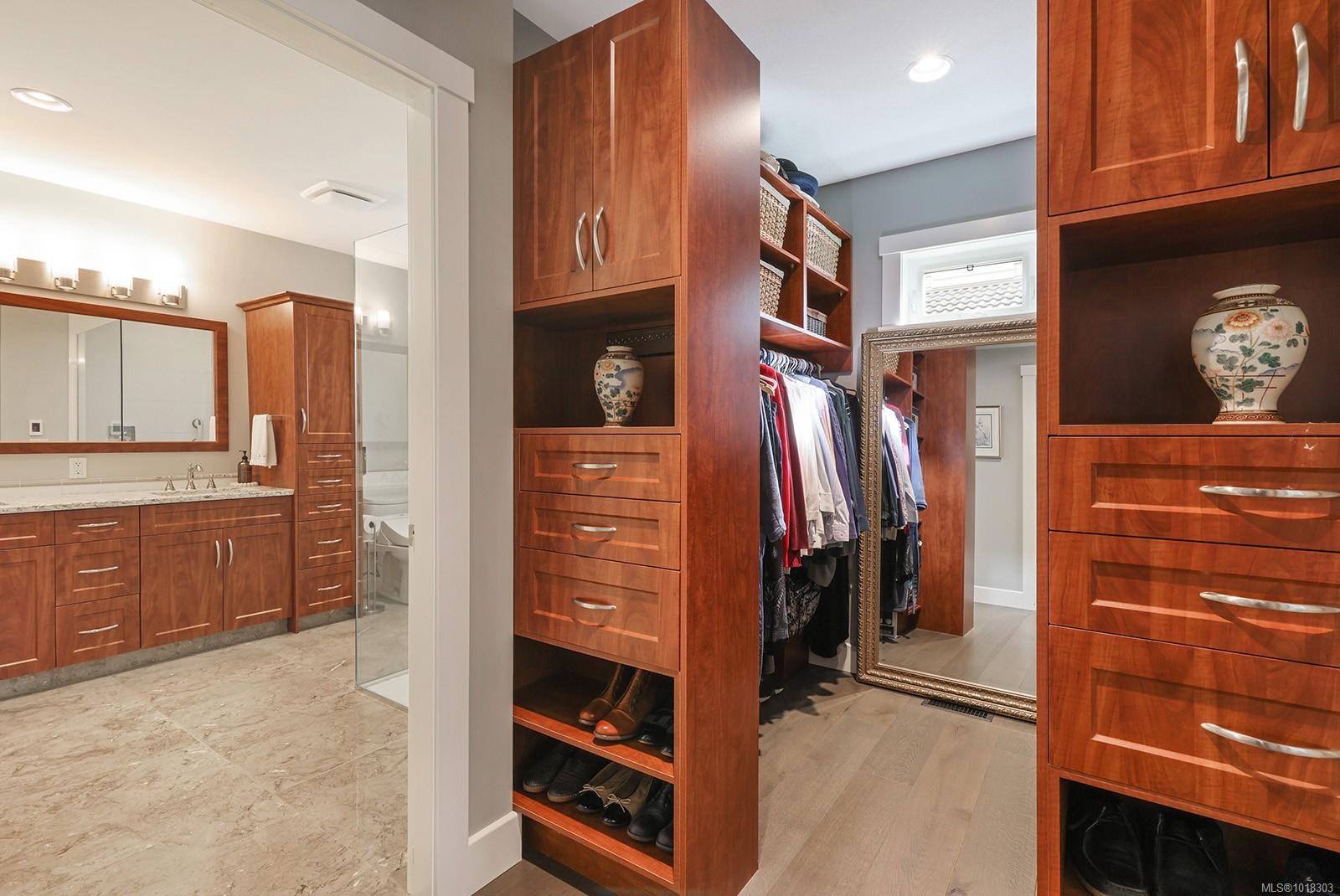 









1755


Admiral Tryon

Blvd,
French Creek,




BC
V9P 2V2

