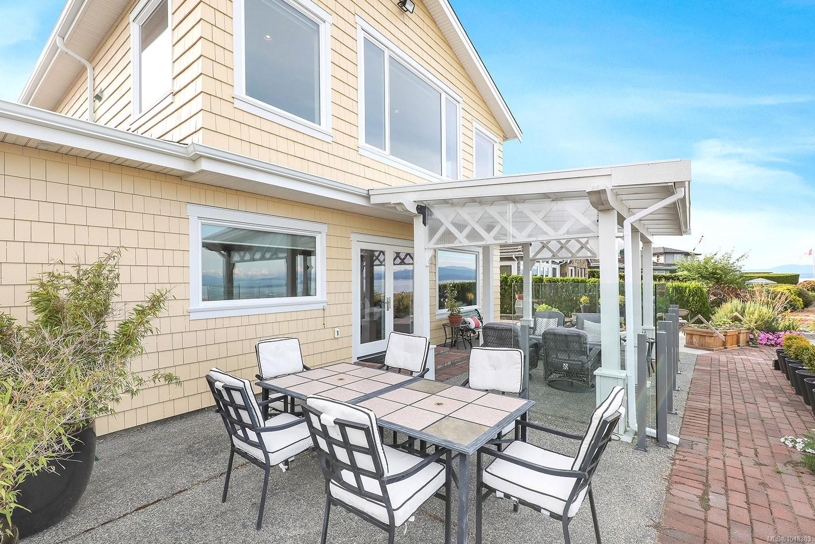 









1755


Admiral Tryon

Blvd,
French Creek,




BC
V9P 2V2

