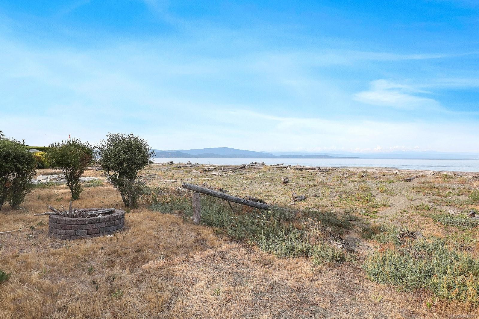 









1755


Admiral Tryon

Blvd,
French Creek,




BC
V9P 2V2

