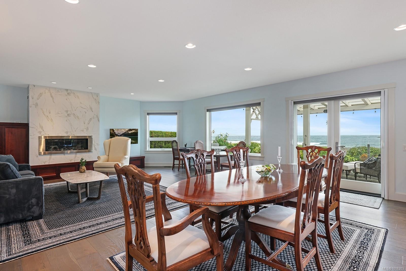 









1755


Admiral Tryon

Blvd,
French Creek,




BC
V9P 2V2

