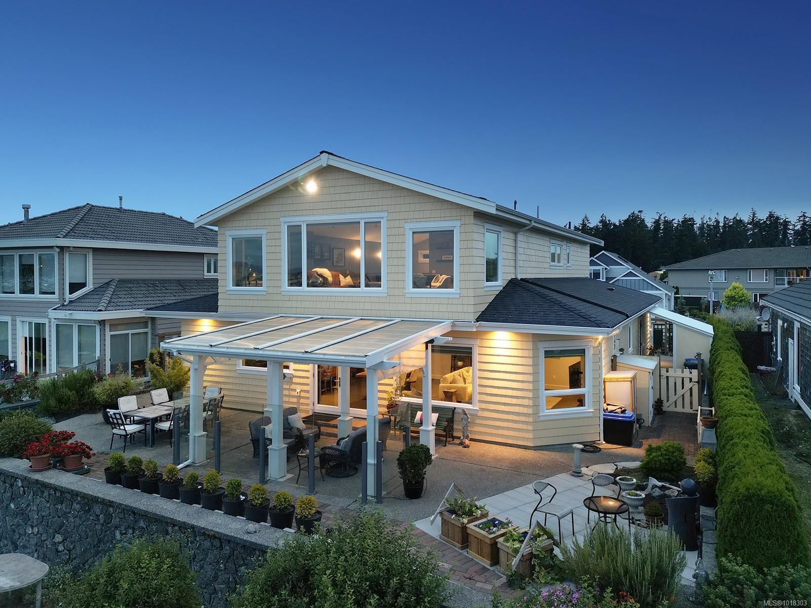 









1755


Admiral Tryon

Blvd,
French Creek,




BC
V9P 2V2

