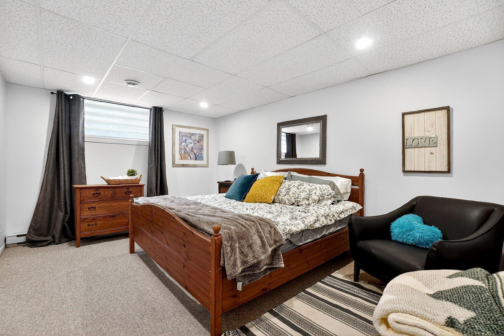 









300


Rue du Nénuphar

,
Granby,




QC
J2H2J9

