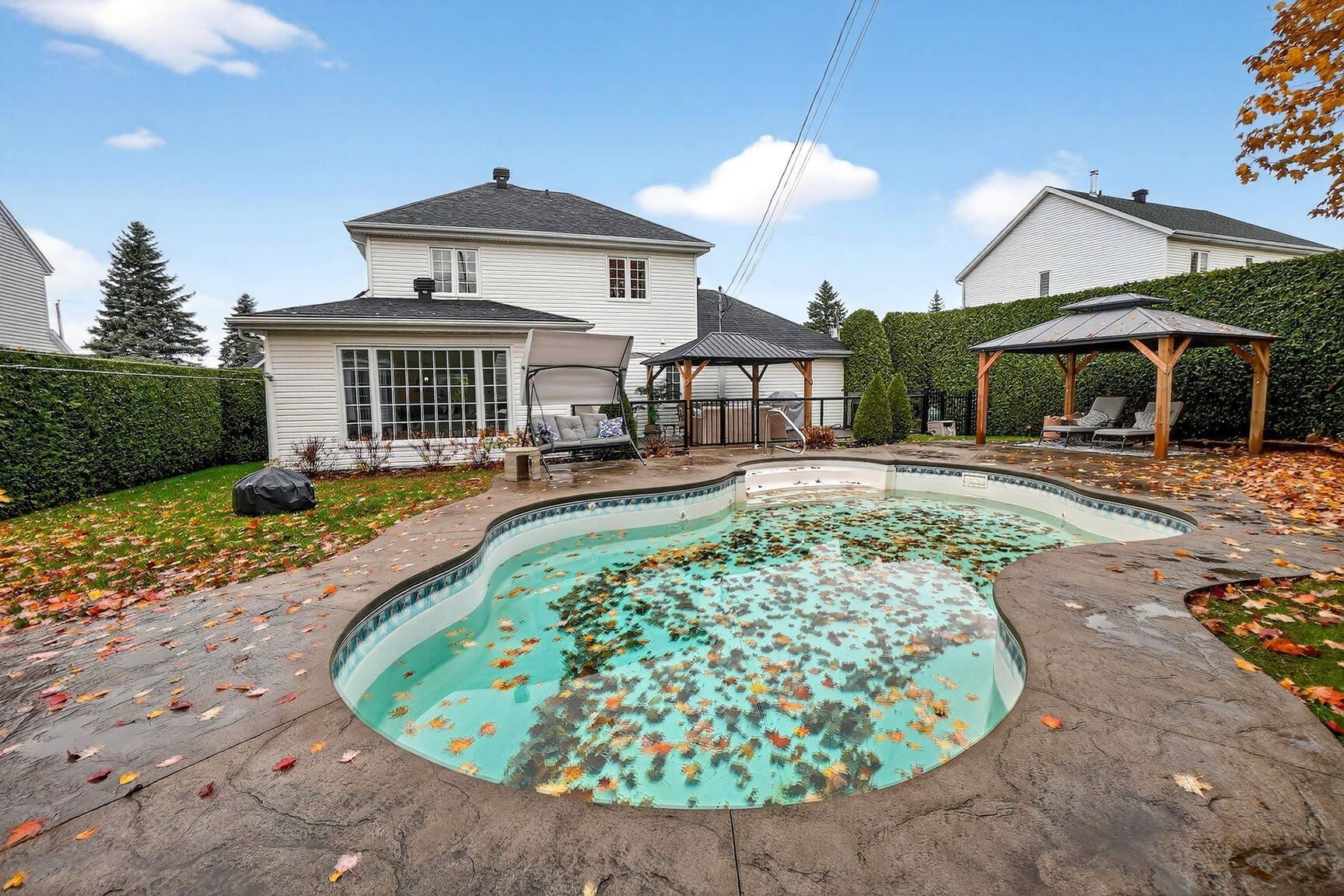 









300


Rue du Nénuphar

,
Granby,




QC
J2H2J9

