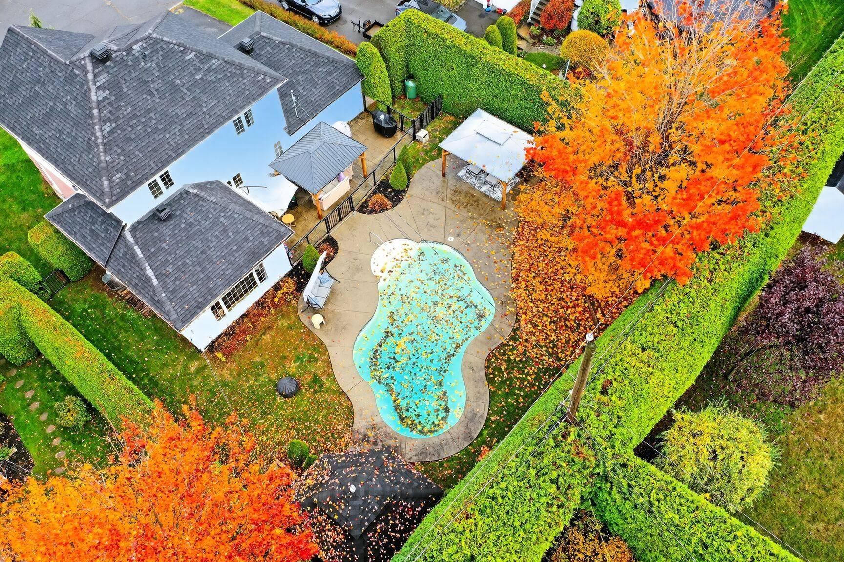 









300


Rue du Nénuphar

,
Granby,




QC
J2H2J9

