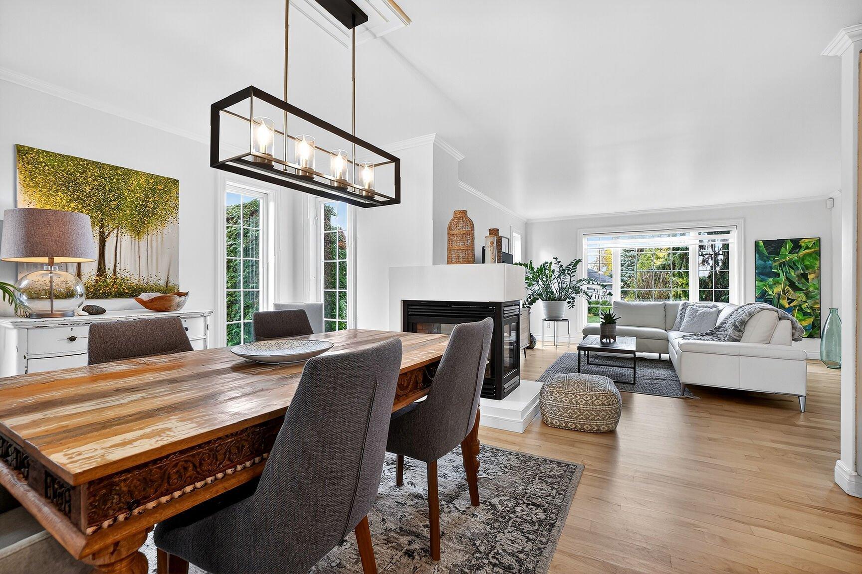 









300


Rue du Nénuphar

,
Granby,




QC
J2H2J9

