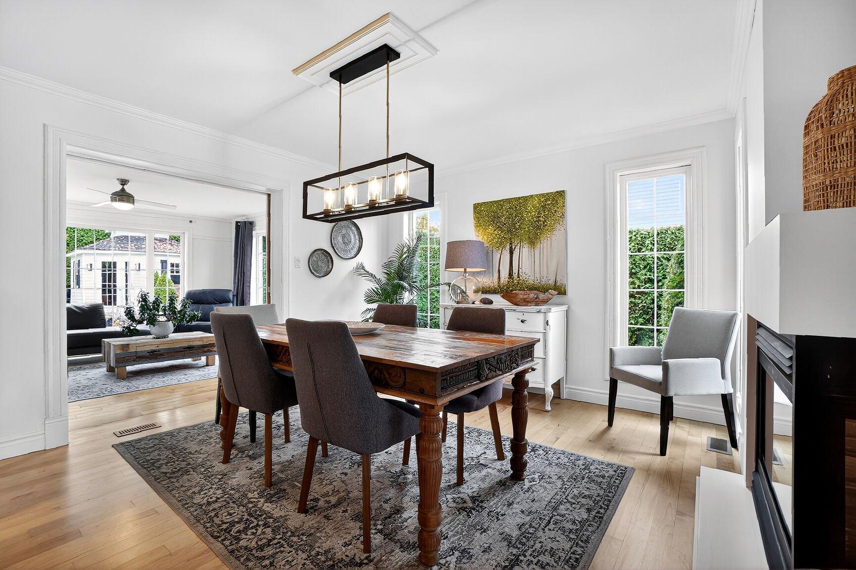 









300


Rue du Nénuphar

,
Granby,




QC
J2H2J9

