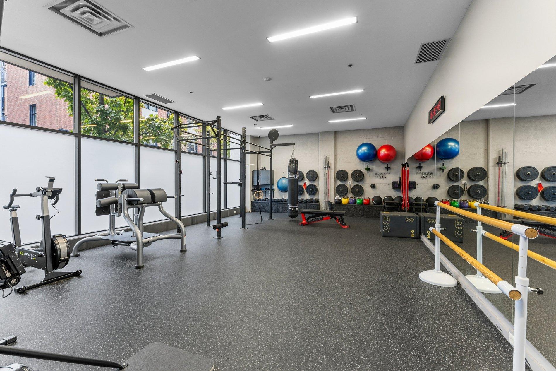 









765


Rue Bourget

, 201,
Montréal (Le Sud-Ouest),




QC
H4C0A5

