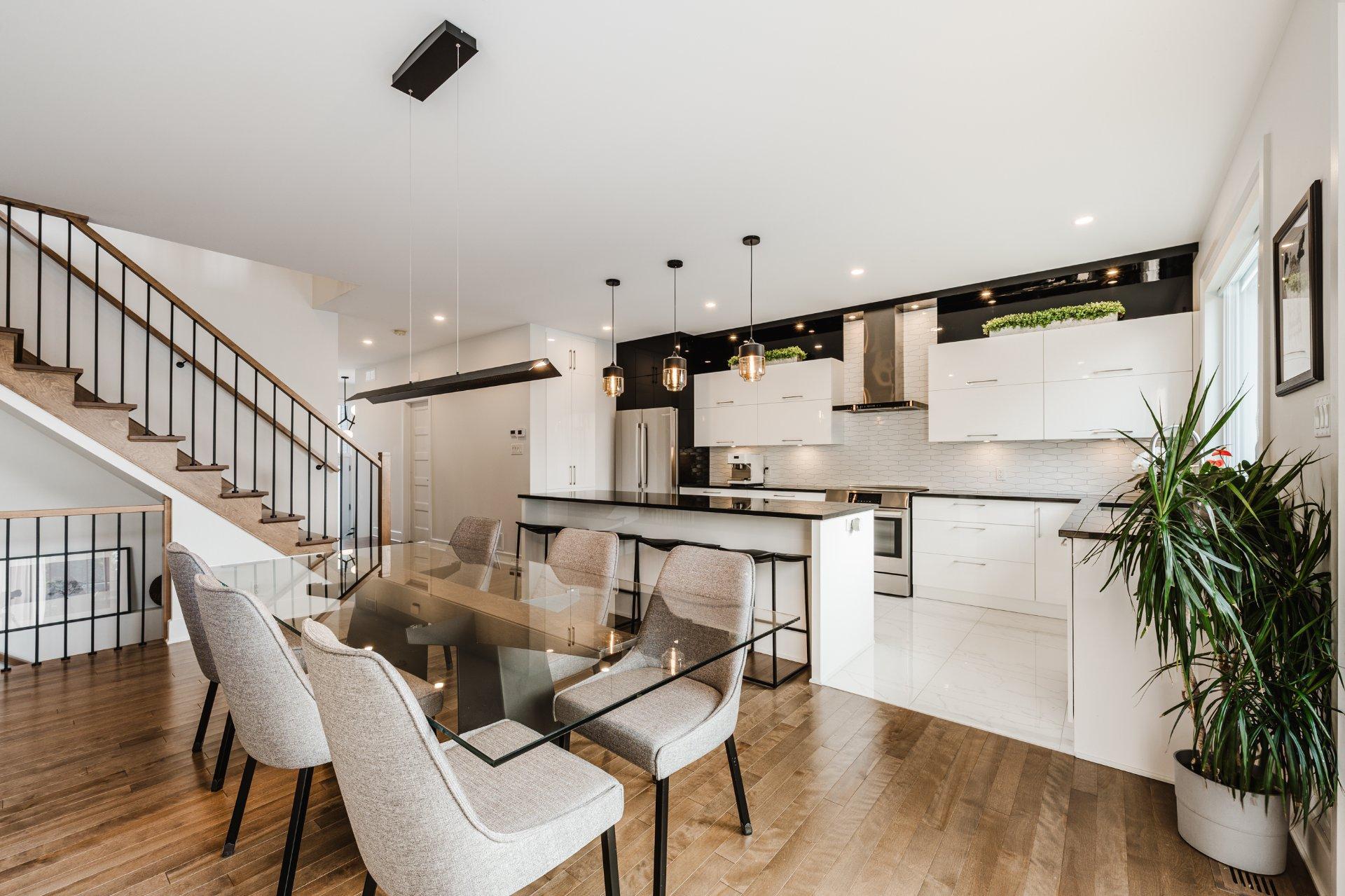 









5950


Rue Baillargeon

,
Brossard,




QC
J4Z1S5

