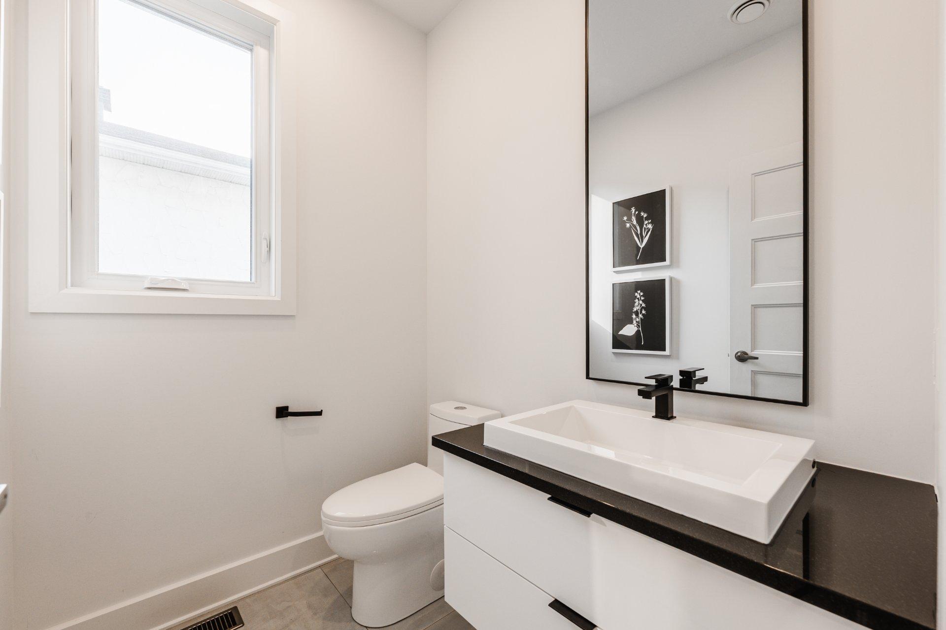 









5950


Rue Baillargeon

,
Brossard,




QC
J4Z1S5

