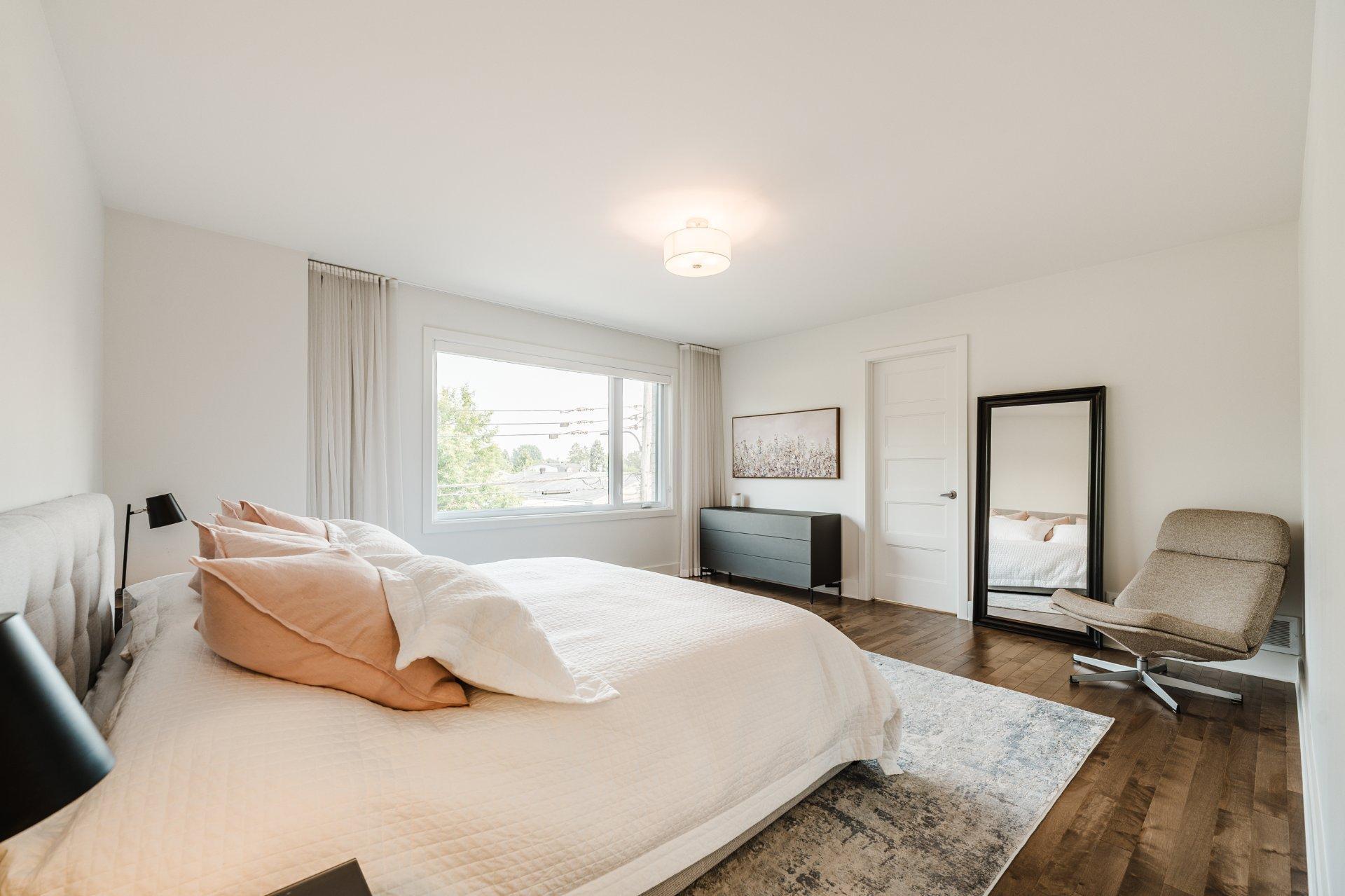 









5950


Rue Baillargeon

,
Brossard,




QC
J4Z1S5

