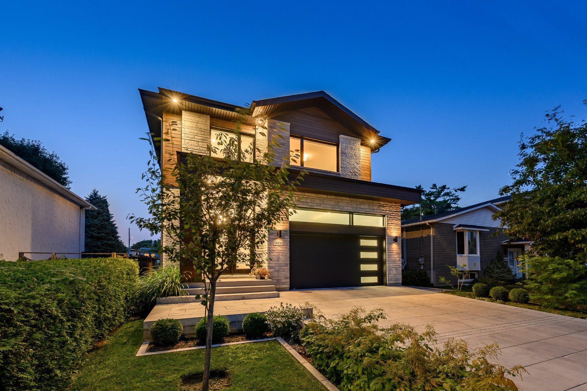 









5950


Rue Baillargeon

,
Brossard,




QC
J4Z1S5

